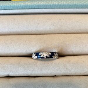 Elegant Blue and Silver Women's Ring